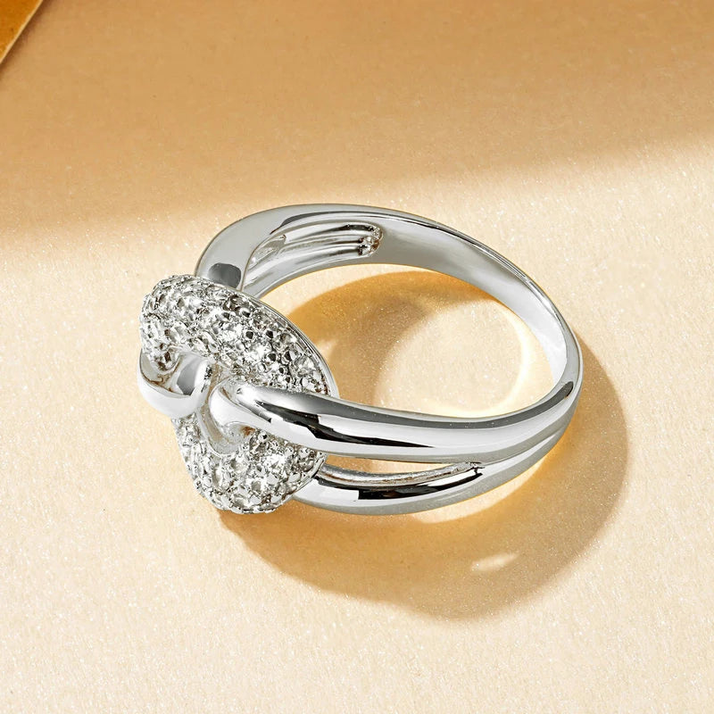 Anel de Luxo – Banhado a Ouro 14k