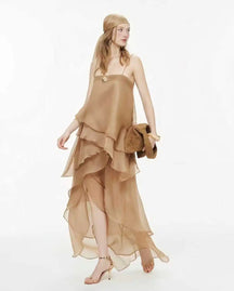 Vestido Longo em Cetim com Babados em Camadas