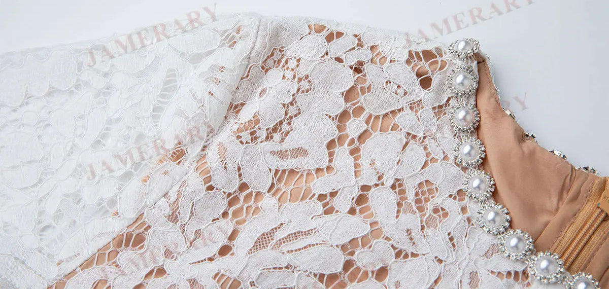 Vestido Longo de Renda Estilo Sereia – Elegância e Sofisticação em Cada Detalhe