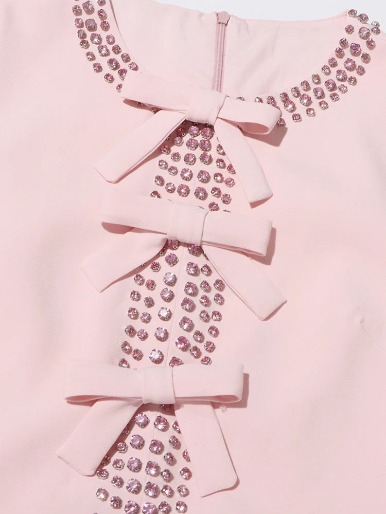 Vestido Elegante – Detalhe de Laço e Brilho Sofisticado