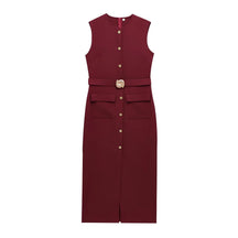 Vestido Midi com Cinto e Fenda – Elegância e Estilo em Cada Detalhe