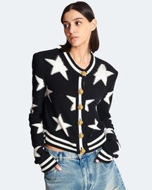 Cardigan Tricot com Botões Dourados – Estilo Sofisticado