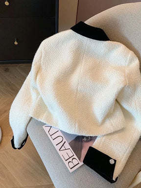 Blazer de Tweed Branco com Laço Metálico