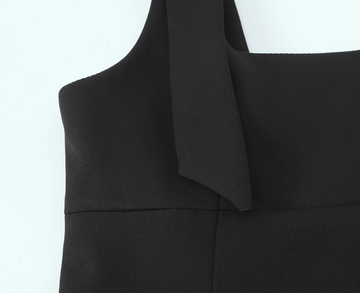 Colete Decote Quadrado com Laço, Modelagem Ajustada e Top Interno