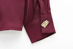Camisa Vinho com Botões Dourados