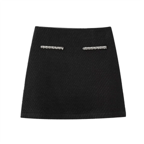 Conjunto Elegante Tweed com Cardigan Bordado em Strass e Saia de Cintura Alta