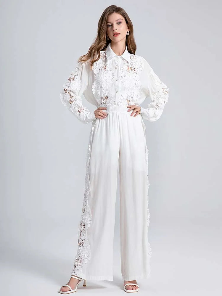 Conjunto bordado delicado - Calça e camisa