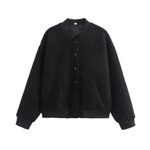 Jaqueta Bomber Minimalista com Textura Tridimensional