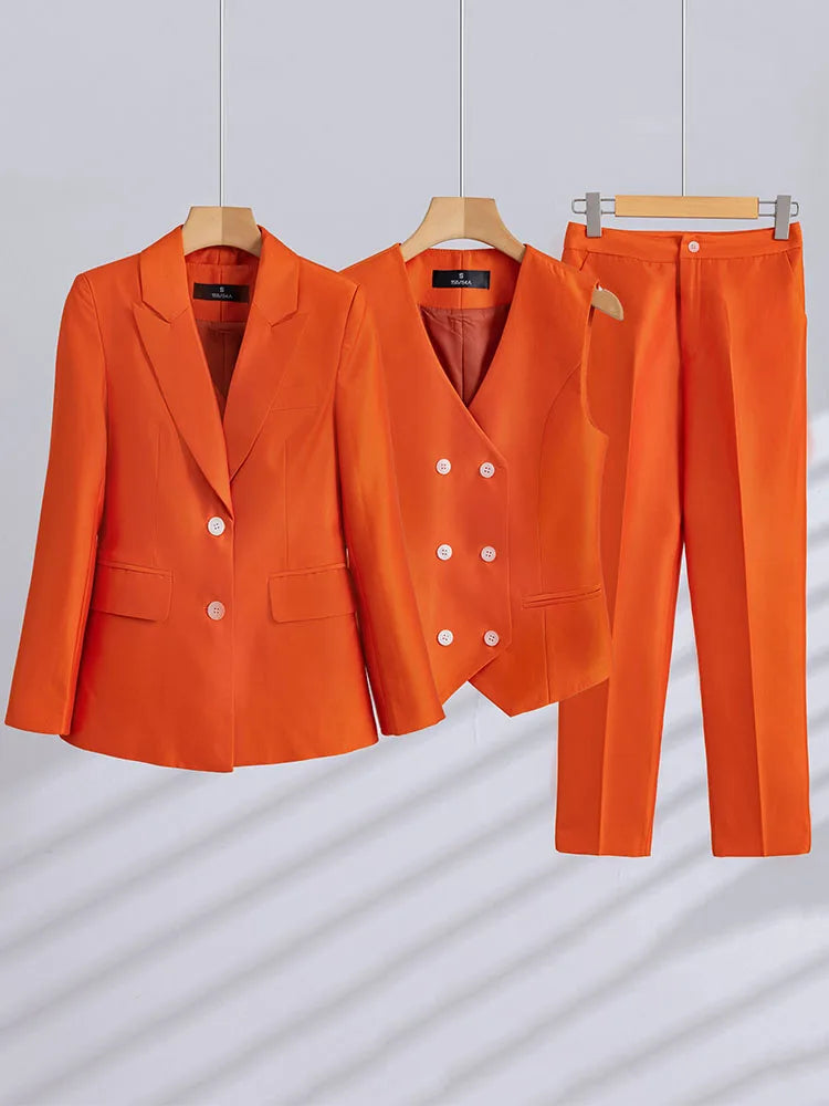 Conjunto Tres Peças Alfaiataria - Colete, Calça e Blazer
