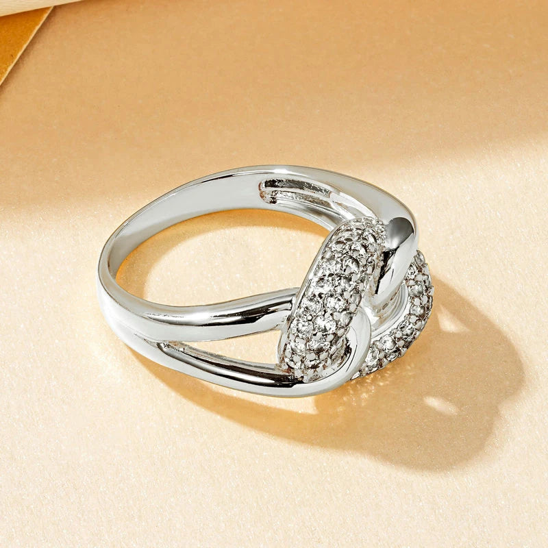 Anel de Luxo – Banhado a Ouro 14k