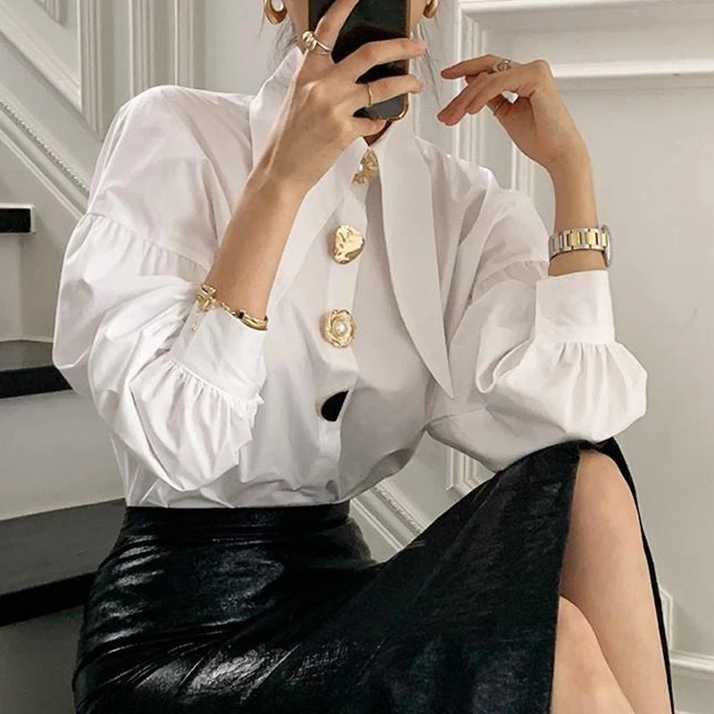 Blusa Elegante Retrô – Sofisticação e Estilo