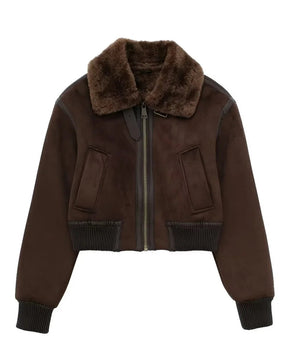 Casaco Marrom com Gola de Pele – Elegância Urbana para o Inverno