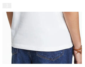 Camiseta CHCH Feminina Clássica em Algodão com Estampa Tipográfica