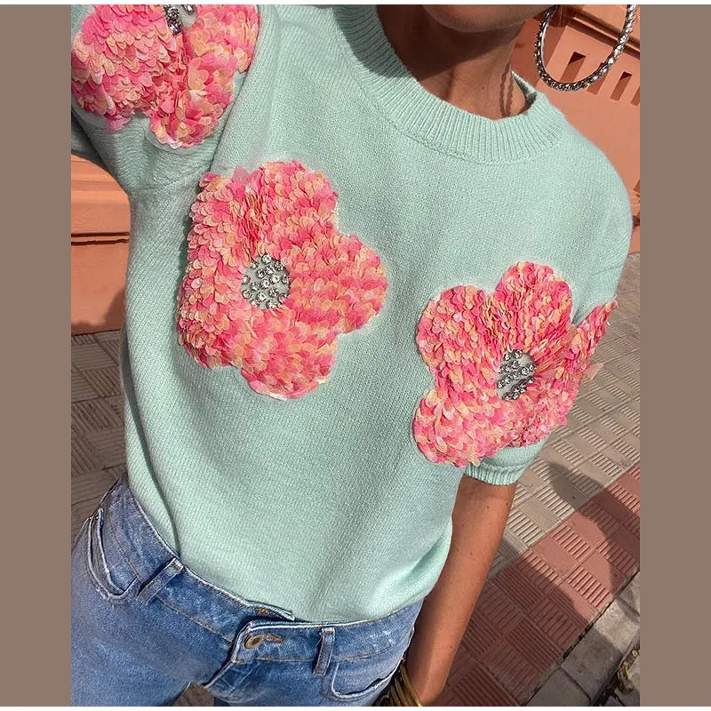 Blusa Tricô bordada com flor - Novidade