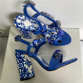Sandália Luxuosa Diamond Crystal – Estampa Azul e Branco