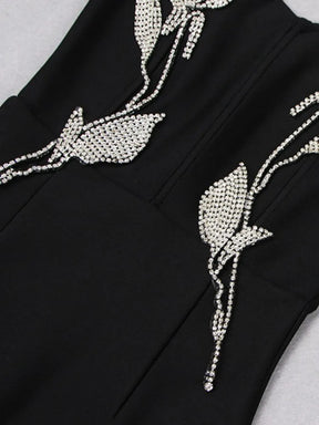 Vestido Bordado á Mão – Estilo e Elegância