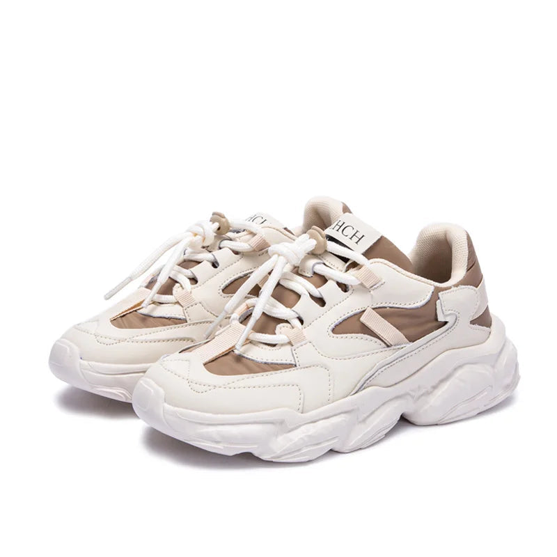 Tênis CHCH Esportivo Feminino em Malha Respirável com Design Moderno e Conforto Diário