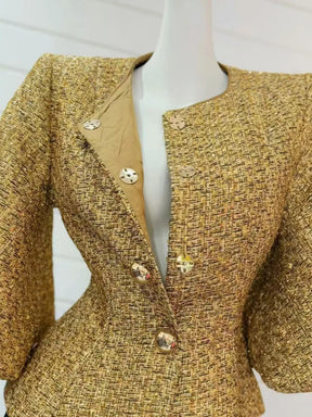 Blazer Estruturado com Mangas Lanterna e Modelagem Acinturada