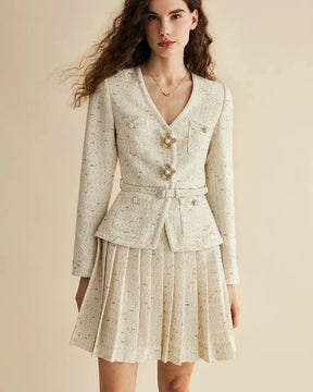Conjunto de Tweed com Pedrarias – Blazer com Decote V e Saia Plissada de Cintura Alta