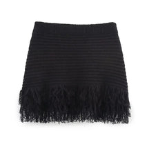 Conjunto em Tricô Vazado – Saia Mini + Camisa