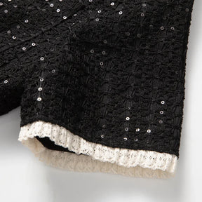 Vestido Preto Elegante com Pedrarias Bordadas à Mão e Cintura Marcada