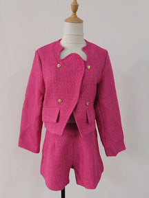 Conjunto Elegante em Tweed – Blazer e Shorts de Cintura Alta