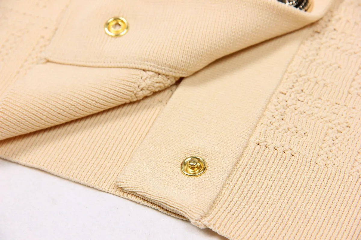 Cardigan Alta costura Com detalhes