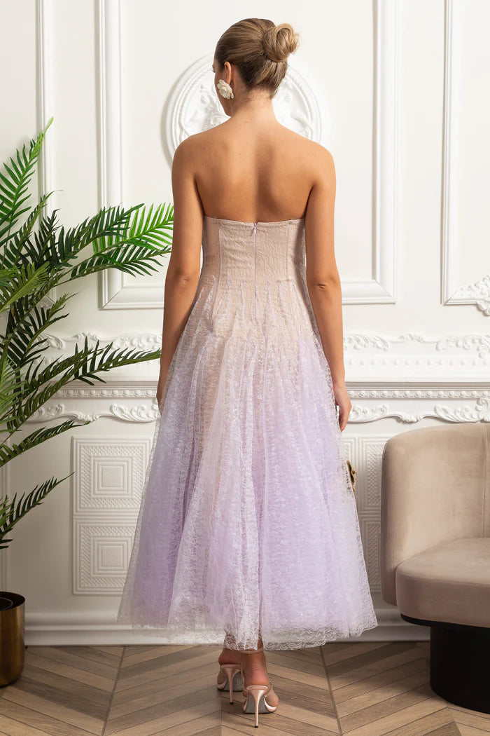 Vestido Longo Estilo Princesa – Tule Transparente, Design Envolvente e Toque de Fada para Verão
