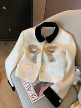 Blazer de Tweed Branco com Laço Metálico