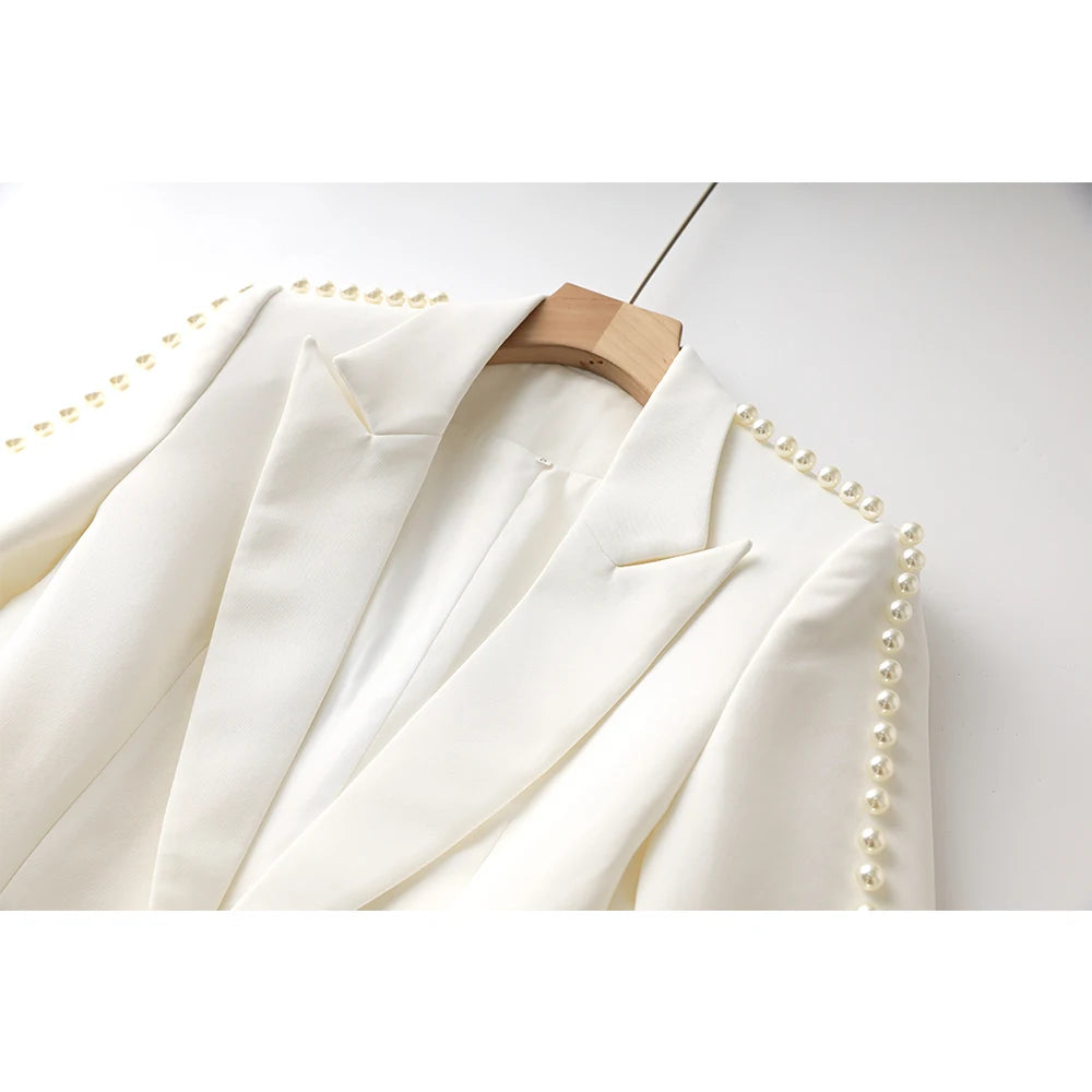 Conjunto calça e blazer bordado com Pérolas  - Alta costura