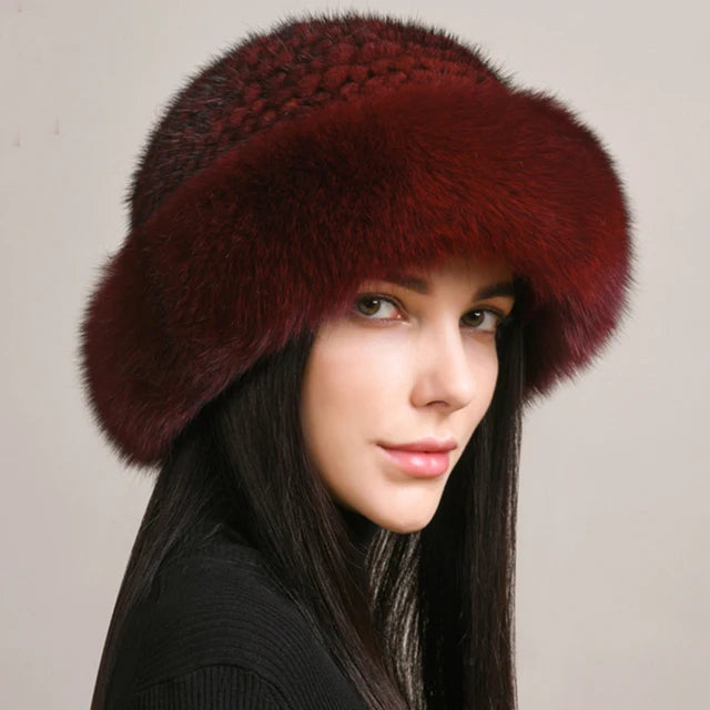 Gorro Feminino de Luxo em Pele Natural Tricotada – Acabamento Artesanal