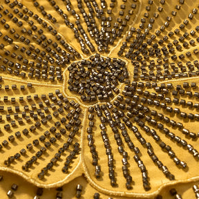 Vestido Longo Elegante com Detalhe de Flor Bordado a Mão