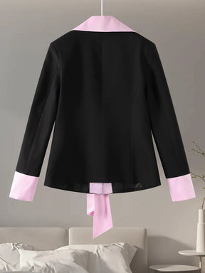 Conjunto Elegante – Blazer com Laço e Saia Mini A-Line