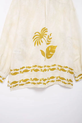 Conjunto Casual 2 Peças: Blusa Bege de Manga Longa com Gola Lapela + Shorts com Cintura Elástica e Faixa