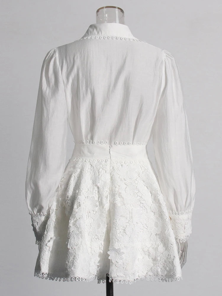 Conjunto Casual com Blusa Patchwork e Saia Mini – Estilo Chic e Atual