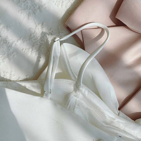 Colete com Laço Grande e Alças Finas - Estilo Sexy e Elegante