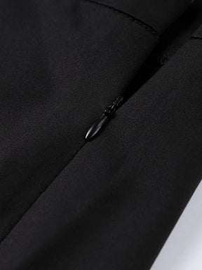 Conjunto Elegante – Blazer com Laço e Saia Mini A-Line