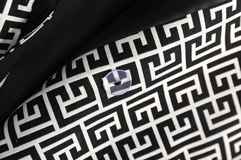 Blazer Com monograma alongado