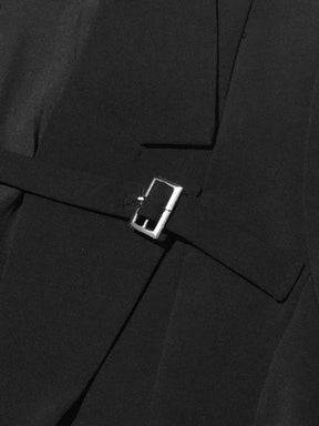 Trench Coat com Cinto – Design Elegante e Silhueta Acinturada
