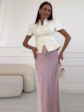 Blusa Estampada Acinturada com Abotoamento Frontal