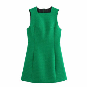 Vestido Tubinho Com decote quadrado - Novidade