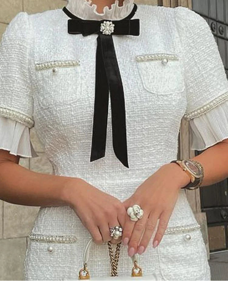 Vestido Midi com Pérolas e Laço – Sofisticação