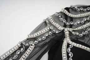 Vestido Longo - Luxo, com Bordado Feito à Mão e Saia em Camadas de Tule