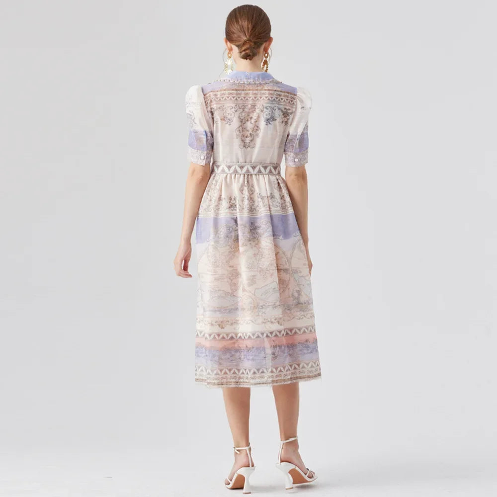 Vestido Estampado, Cintura Marcada e Cinto Elegante