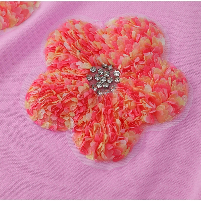 Blusa Tricô bordada com flor - Novidade