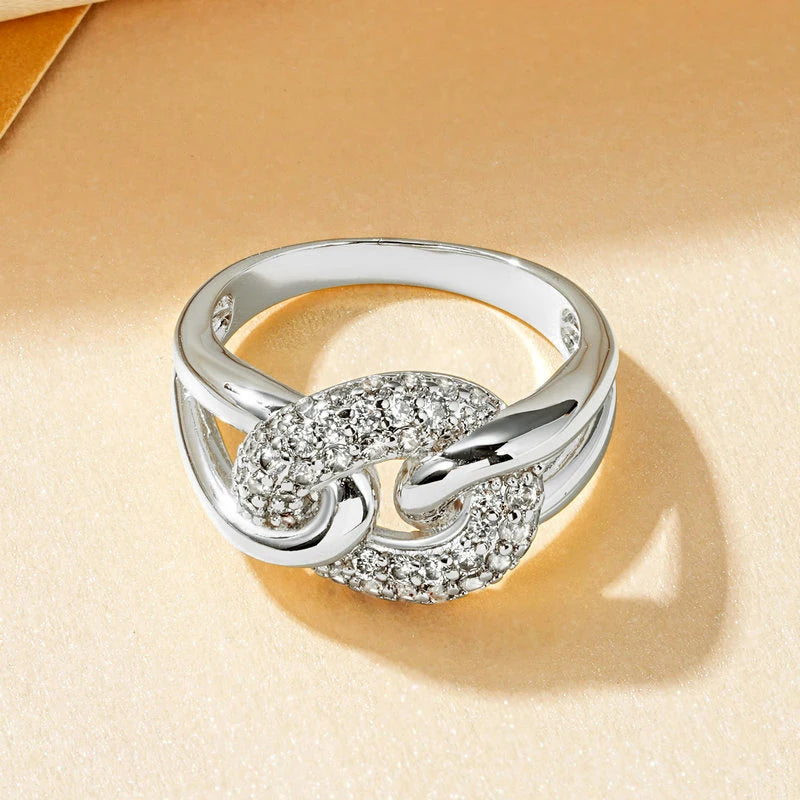 Anel de Luxo – Banhado a Ouro 14k