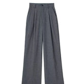 Calça de Alfaiataria Listrada – Cintura Alta e Silhueta Wide Leg Elegante