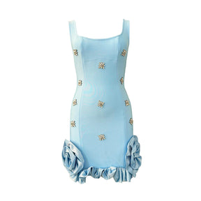 Vestido Mini Estruturado com Babados Esculpidos e Cristais Bordados à Mão