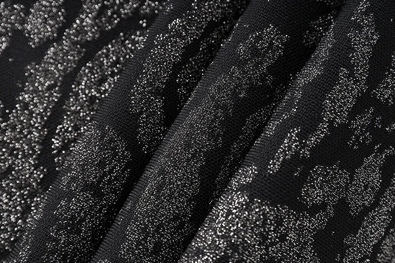 Vestido com Designer Sofisticado - Detalhe dourado na alça