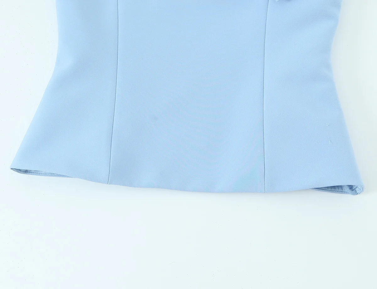 Colete Decote Quadrado com Laço, Modelagem Ajustada e Top Interno